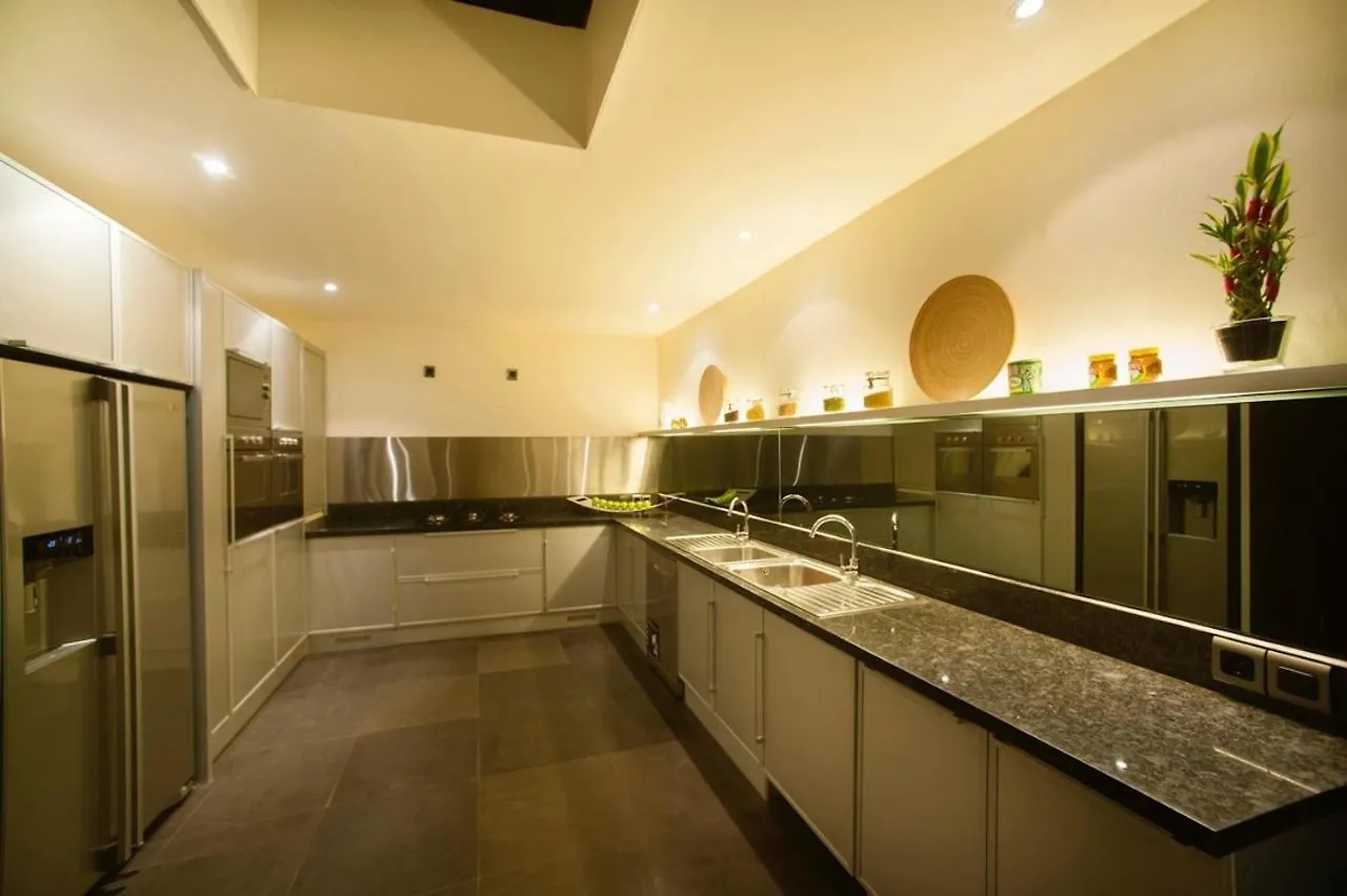 Christina Estate Villa Seminyak  Seminyak (Bali)