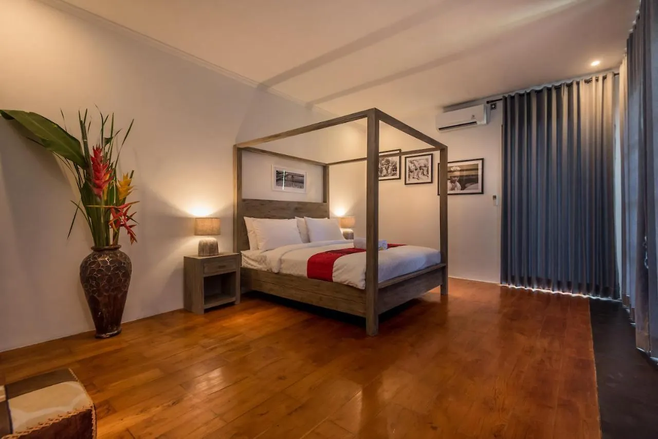 Christina Estate Villa Seminyak  Seminyak (Bali)